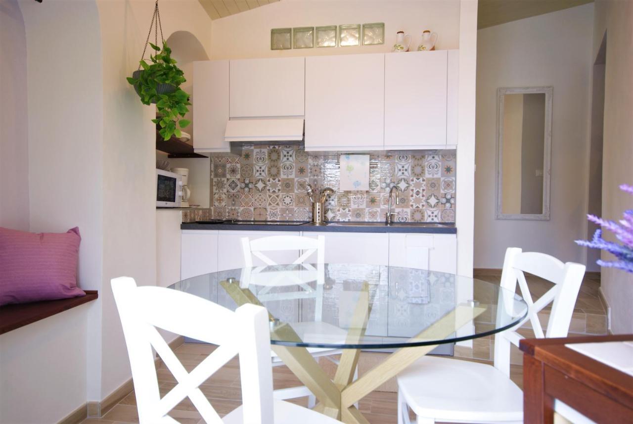Casa Di Luigi Ed Ernestina Apartman Dolcedo Kültér fotó