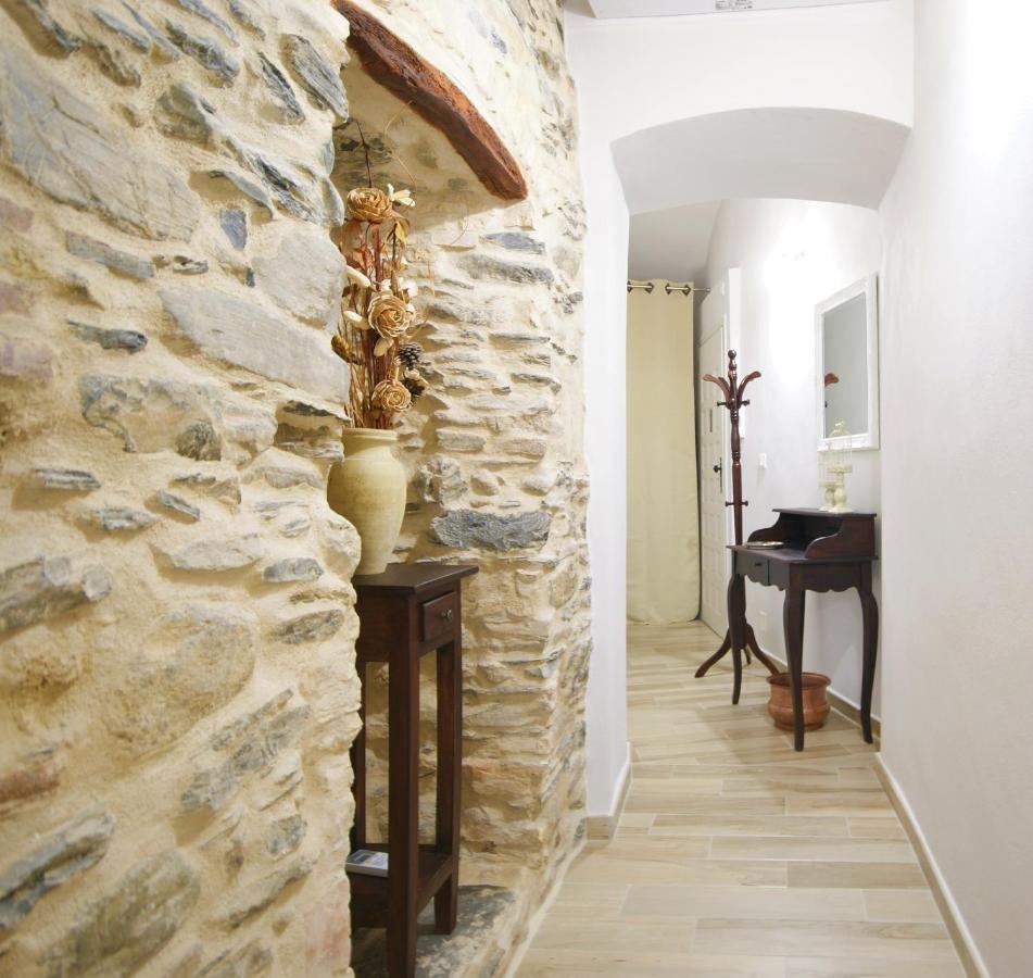 Casa Di Luigi Ed Ernestina Apartman Dolcedo Kültér fotó